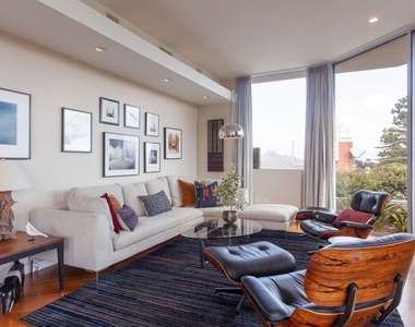 2154 Ridgemont Drive - Photo Thumbnail 6