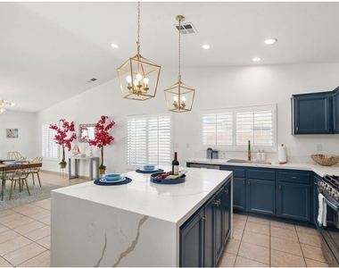 47519 Margarita Street - Photo Thumbnail 14