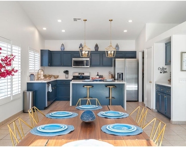 47519 Margarita Street - Photo Thumbnail 11