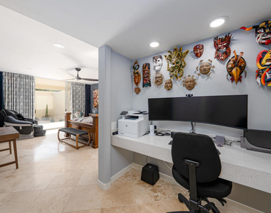 449 Desert Lakes Drive - Photo Thumbnail 10