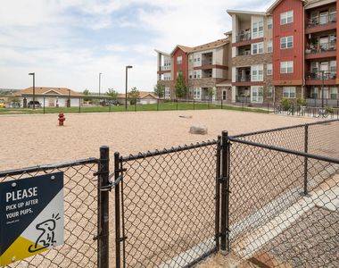 2311 Park Centre Dr - Photo Thumbnail 43