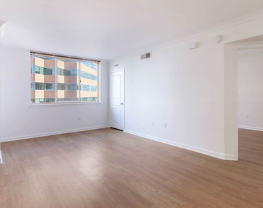 2201 Wilson Blvd. - Photo Thumbnail 8