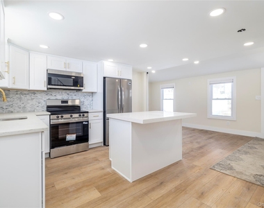 237 Porterfield Place - Photo Thumbnail 8