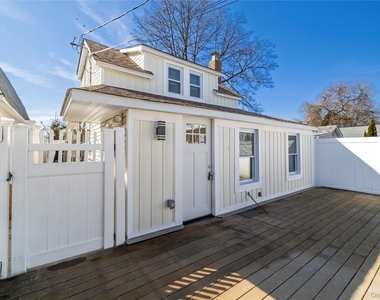 237 Porterfield Place - Photo Thumbnail 15