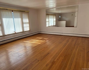 10 Fenwood Drive - Photo Thumbnail 10