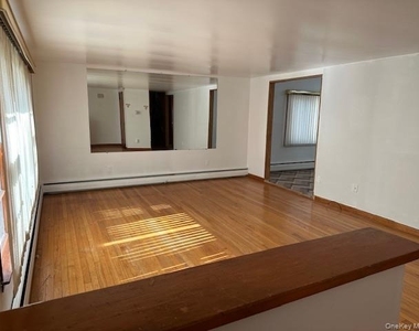 10 Fenwood Drive - Photo Thumbnail 11