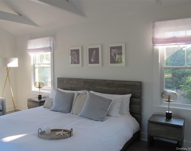 40 Tuthill Point Road - Photo Thumbnail 8