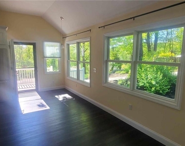 11 Curry Road - Photo Thumbnail 10