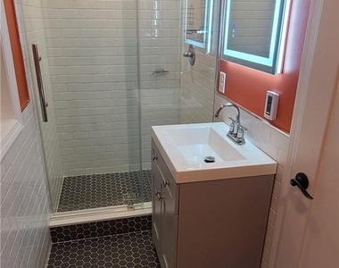 11 Curry Road - Photo Thumbnail 14