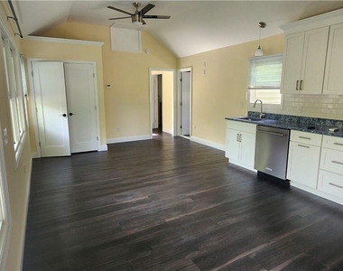 11 Curry Road - Photo Thumbnail 8
