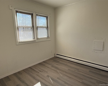 21 Sherwood Drive - Photo Thumbnail 9
