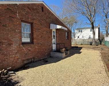 21 Sherwood Drive - Photo Thumbnail 13