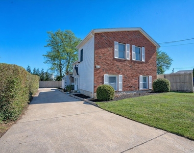 1250 2nd Street - Photo Thumbnail 15