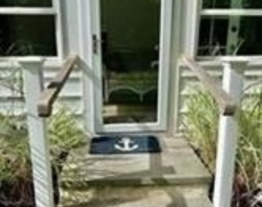 16a Bishop Avenue - Photo Thumbnail 12