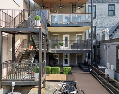 425 Broadway - Photo Thumbnail 1