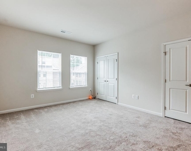 18315 Reaper Hill Unit Court - Photo Thumbnail 17