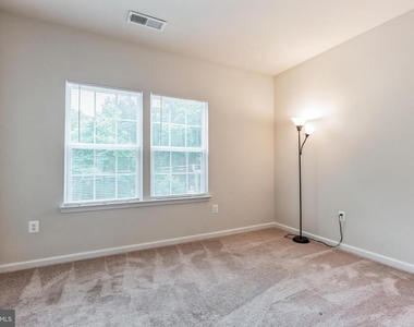 18315 Reaper Hill Unit Court - Photo Thumbnail 23