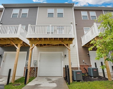 18315 Reaper Hill Unit Court - Photo Thumbnail 2