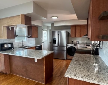 14780 Jordan Lane - Photo Thumbnail 20