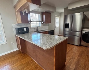 14780 Jordan Lane - Photo Thumbnail 12