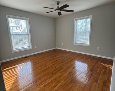 14780 Jordan Lane - Photo Thumbnail 21