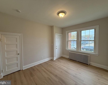 1003 Kenmore Avenue - Photo Thumbnail 5