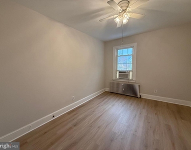 1003 Kenmore Avenue - Photo Thumbnail 15