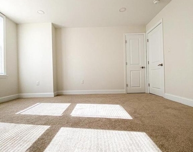 5245 Pennsgrove Street - Photo Thumbnail 14