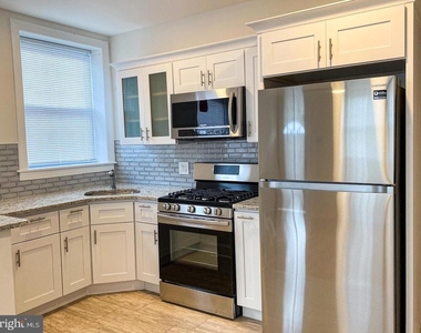 5245 Pennsgrove Street - Photo Thumbnail 3