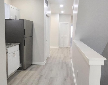 2230 Christian Street - Photo Thumbnail 4