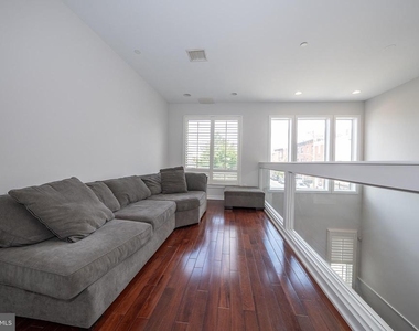 601 Poplar Street - Photo Thumbnail 15