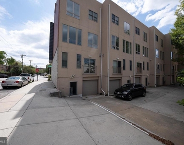 601 Poplar Street - Photo Thumbnail 38