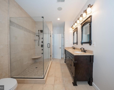 601 Poplar Street - Photo Thumbnail 27