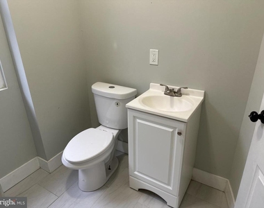 5729 Pine Street - Photo Thumbnail 18