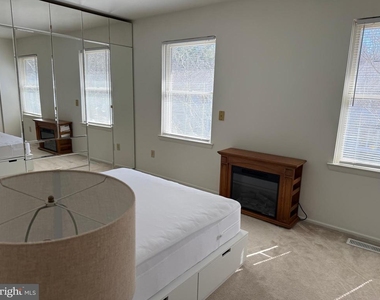 98 William Patterson Ct - Photo Thumbnail 14