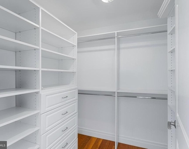 147 Waterfront Street - Photo Thumbnail 31