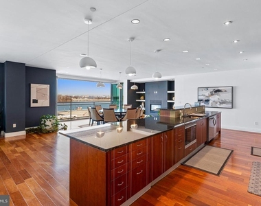 147 Waterfront Street - Photo Thumbnail 24