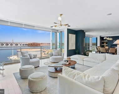 147 Waterfront Street - Photo Thumbnail 7
