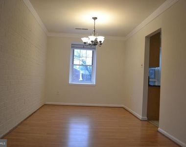 722 Quince Orchard Boulevard - Photo Thumbnail 4