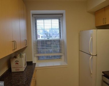 722 Quince Orchard Boulevard - Photo Thumbnail 9