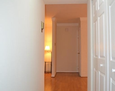 722 Quince Orchard Boulevard - Photo Thumbnail 2