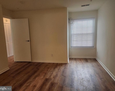 18512 Boysenberry Drive - Photo Thumbnail 13
