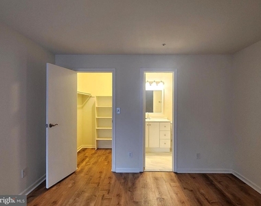 18512 Boysenberry Drive - Photo Thumbnail 10