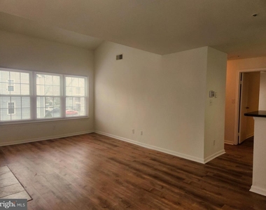 18512 Boysenberry Drive - Photo Thumbnail 4