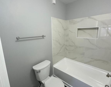 8 Russell Avenue - Photo Thumbnail 33