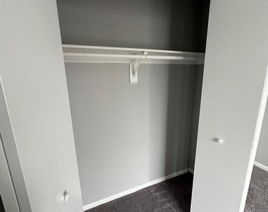 8 Russell Avenue - Photo Thumbnail 26