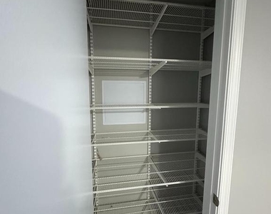 8 Russell Avenue - Photo Thumbnail 14