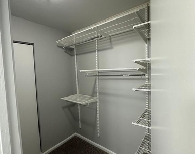 8 Russell Avenue - Photo Thumbnail 36