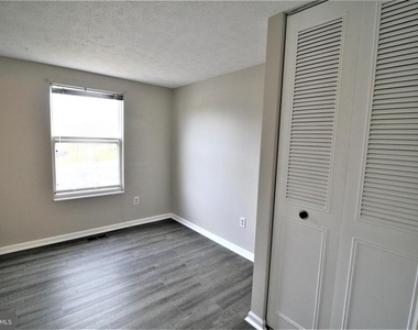 507 Smoketree Court - Photo Thumbnail 13