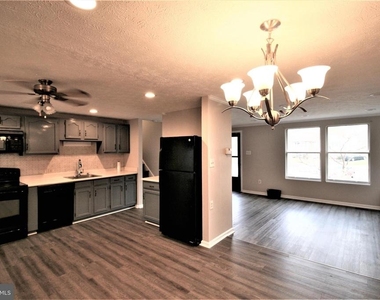 507 Smoketree Court - Photo Thumbnail 2
